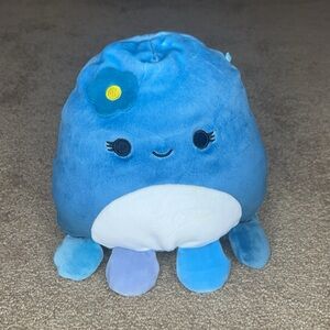 the cutest little squid squishmallow!
